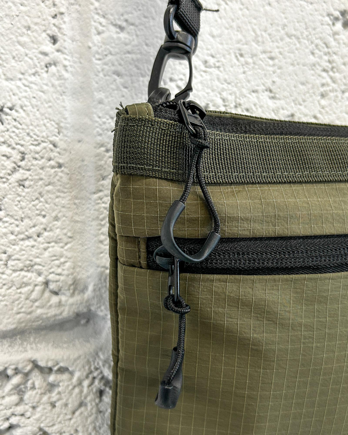 The Lungo Cross Body Bag - Khaki