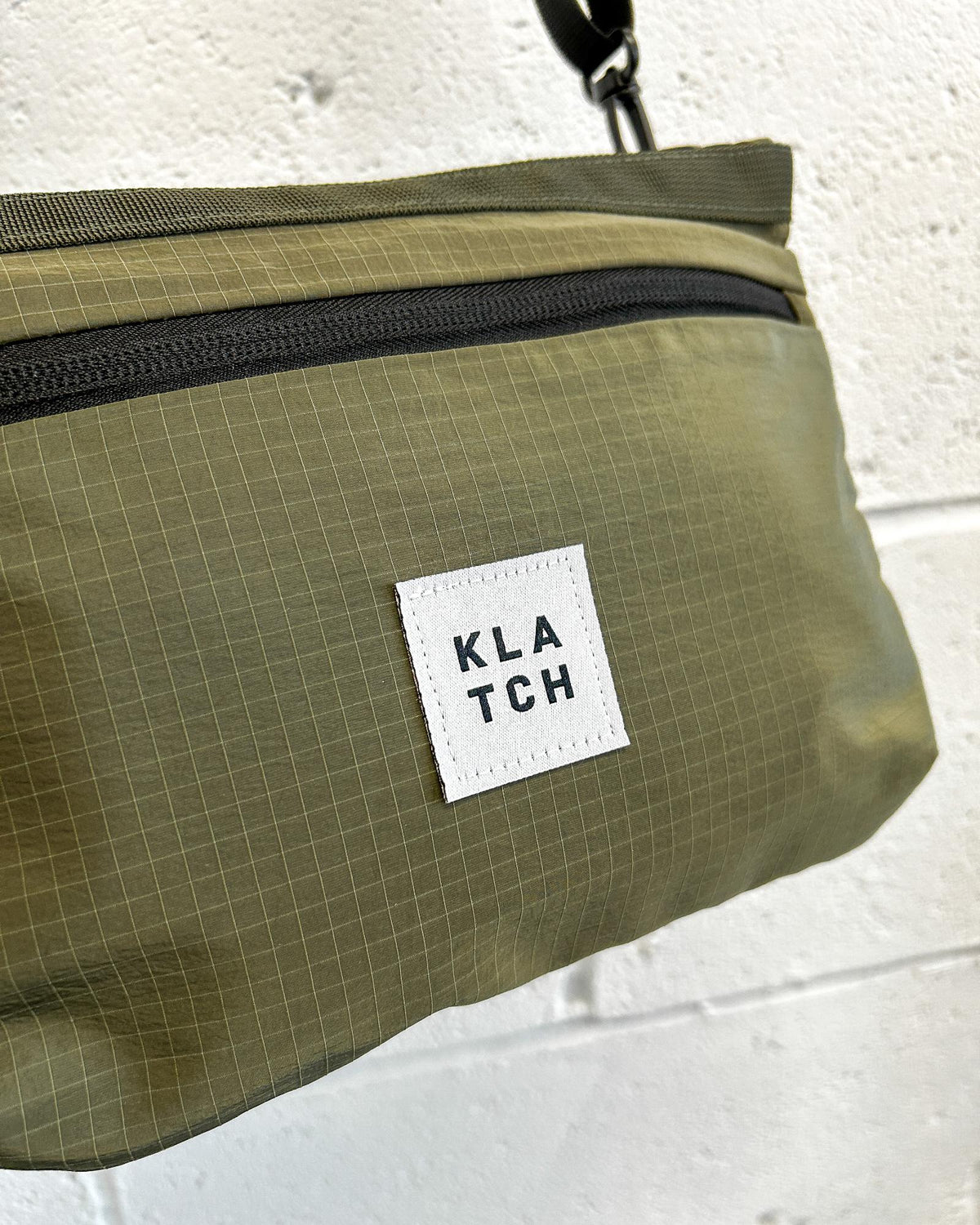 The Lungo Cross Body Bag - Khaki